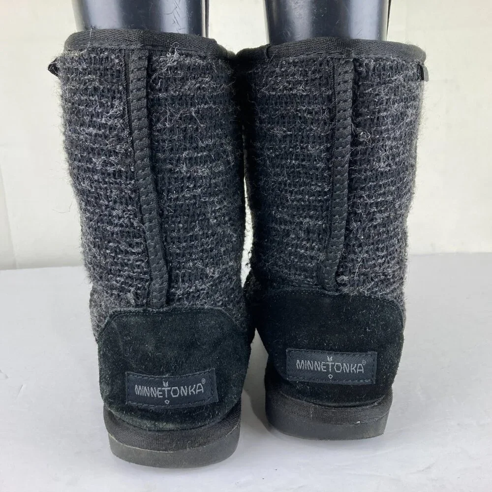 Minnetonka women sz